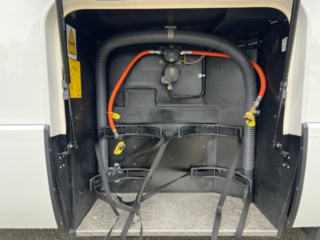 Hymer Classe-B ModernComfort I 680 COMPLET - PRET A PARTIR - CLE EN MAIN - Photo 4