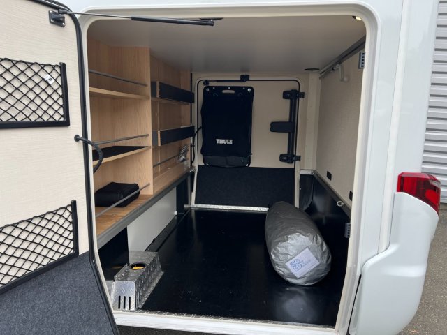 Hymer Classe-B ModernComfort I 680 COMPLET - PRET A PARTIR - CLE EN MAIN - Photo 6
