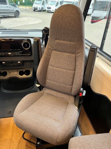 Hymer Classe-B ModernComfort I 680 COMPLET - PRET A PARTIR - CLE EN MAIN - Photo 30