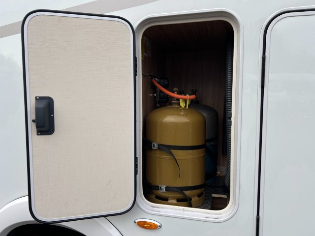 Hymer ML-T 580 4x4 190ch - Photo 9