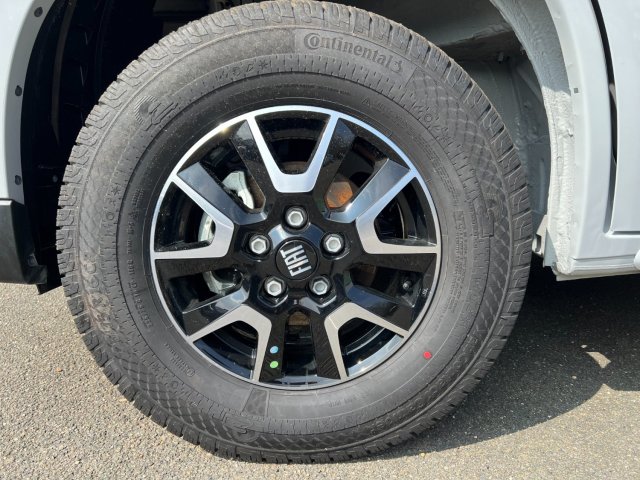 LMC Cruiser V 643 G Edition 70 ans - Photo 3