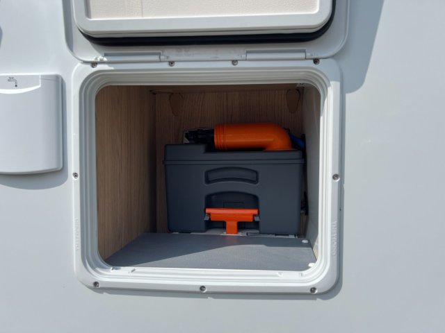 LMC Cruiser V 643 G Edition 70 ans - Photo 7