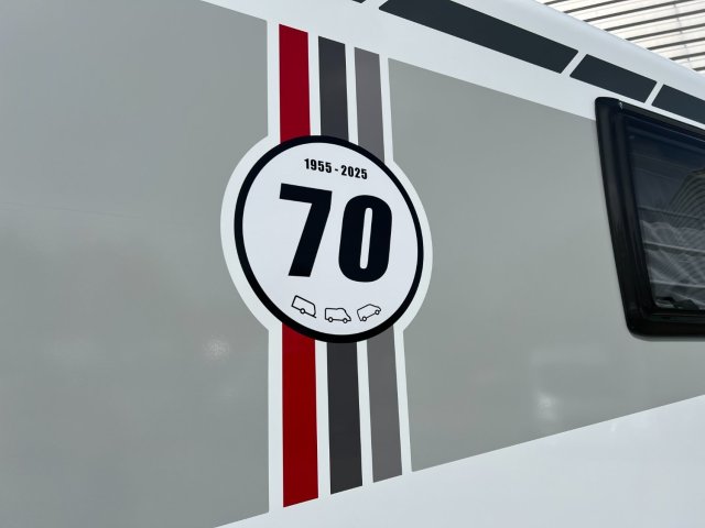 LMC Cruiser V 643 G Edition 70 ans - Photo 17