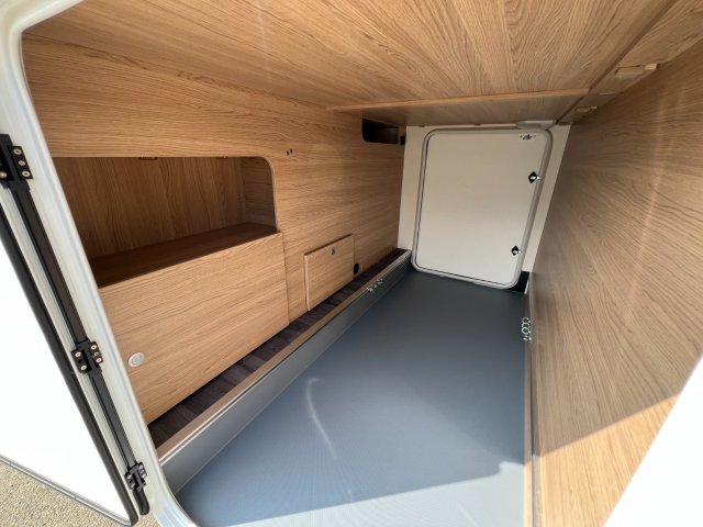 LMC Cruiser V 643 G Edition 70 ans - Photo 8