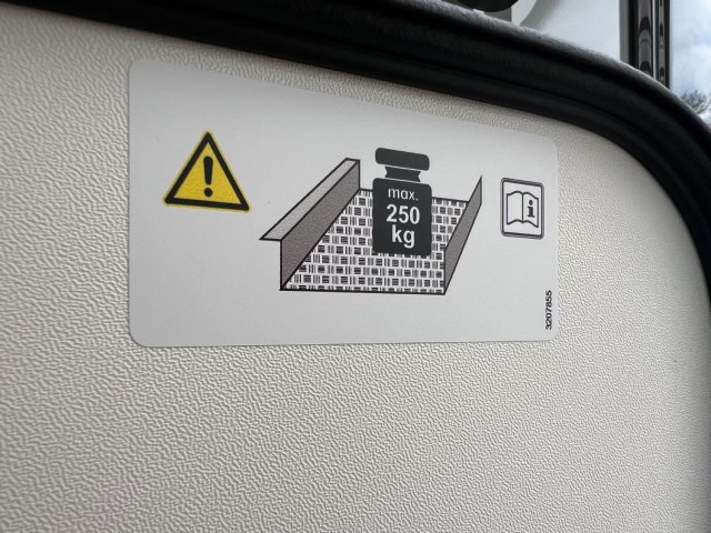 LMC Cruiser V 643 G Edition 70 ans - Photo 14