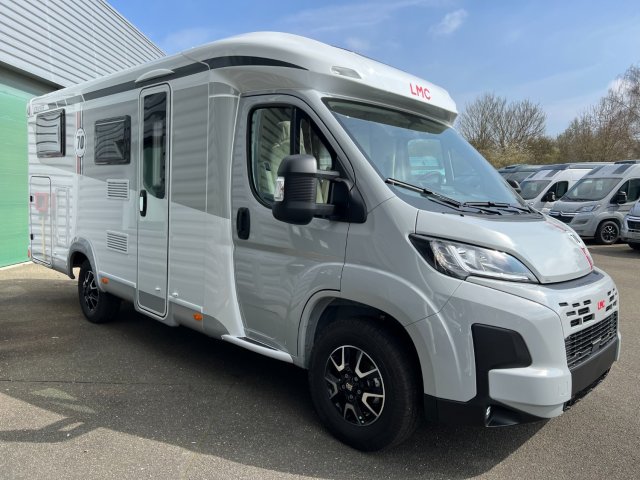 LMC Cruiser V 643 G Edition 70 ans - Photo 16