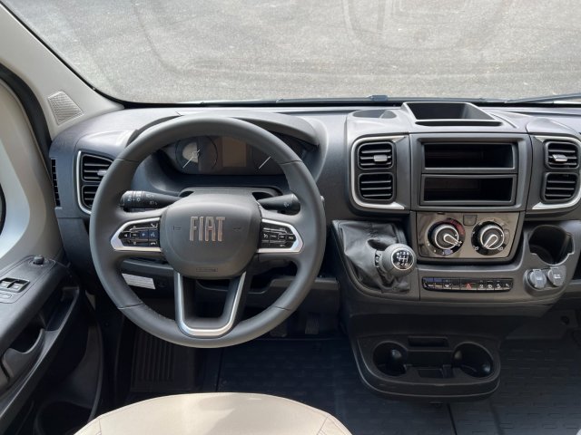 LMC Cruiser V 643 G Edition 70 ans - Photo 24