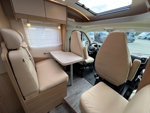 LMC Cruiser V 643 G Edition 70 ans - Photo 26