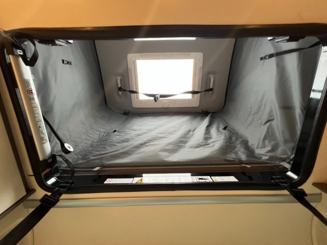 LMC Innovan 540 Panneau solaire, store, caméra de recul - Photo 44