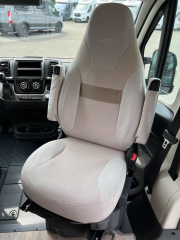 LMC Innovan 600 - Photo 22