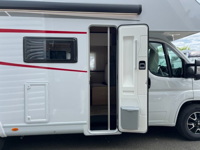 LMC Tourer A 690 - Photo 11