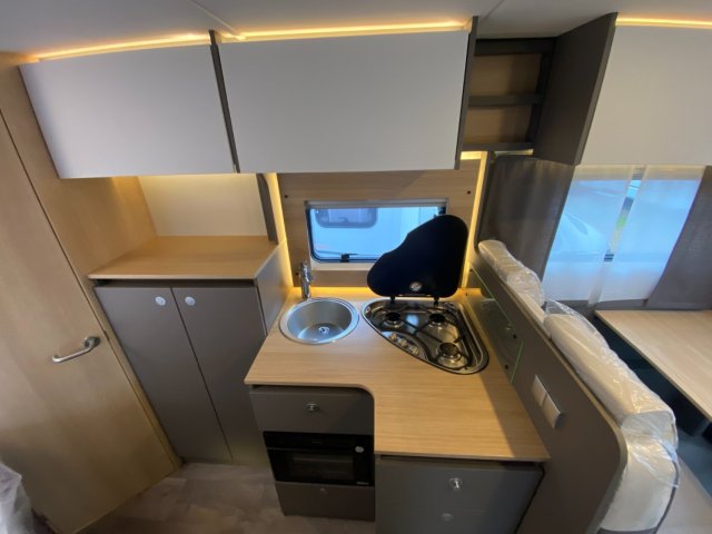 LMC Tourer Lift H 630 - Photo 16