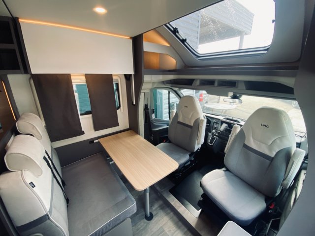 LMC Tourer Lift H 664 - Photo 12