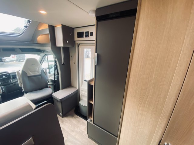 LMC Tourer Lift H 664 - Photo 15