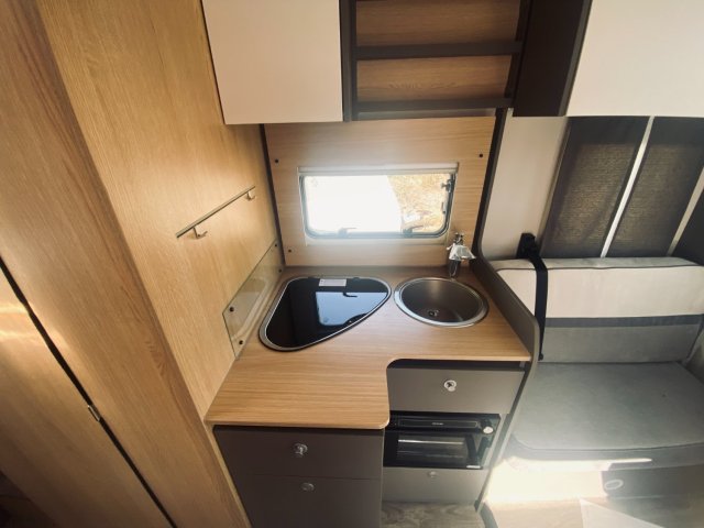LMC Tourer Lift H 720 Equipement complet - Prêt a partir - Photo 7