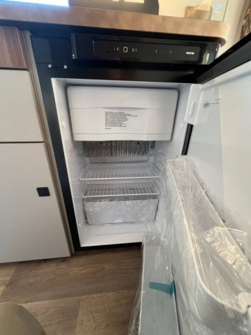 Eriba Touring 542 Toutes saisons autonomie eau - chauffage- chauffe eau 220V - Photo 27