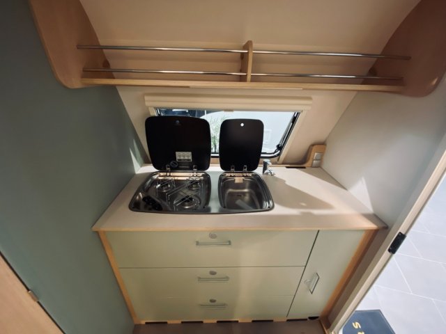 LMC Style 400 F chauffage, chauffe eau, Moover... - Photo 6