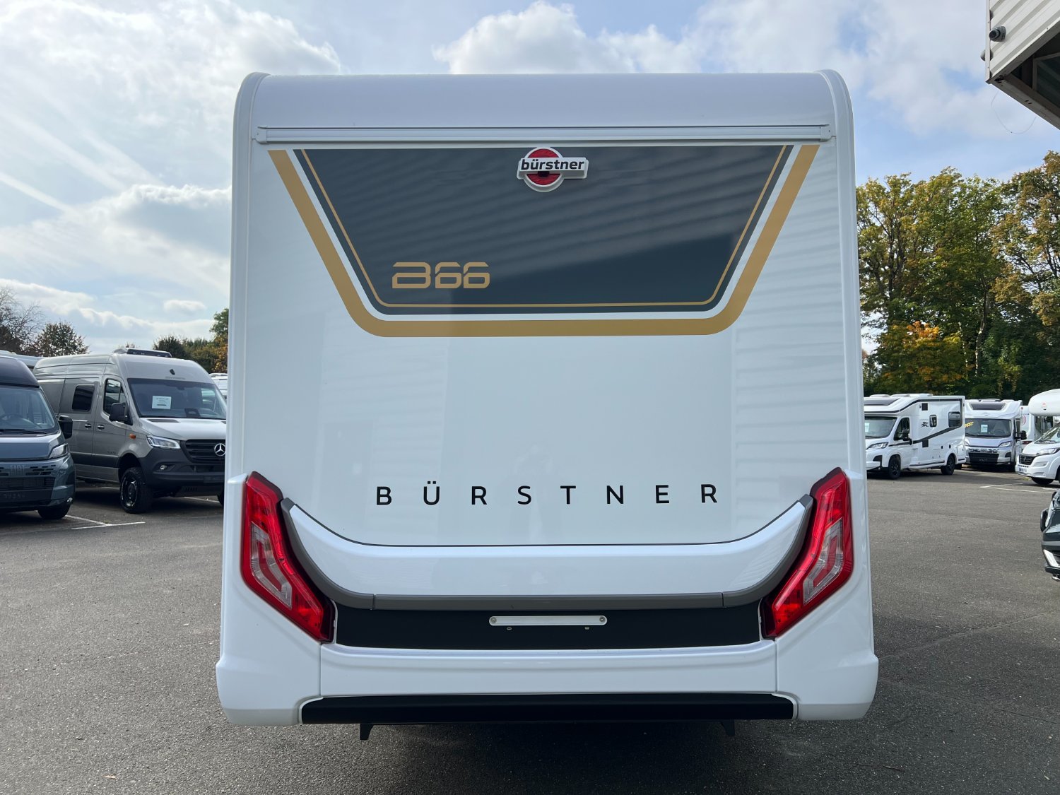 Burstner Lyseo Td 690 B66 NOUVEAUTE 2026 - Boite auto - Prix - Equipement  au top 