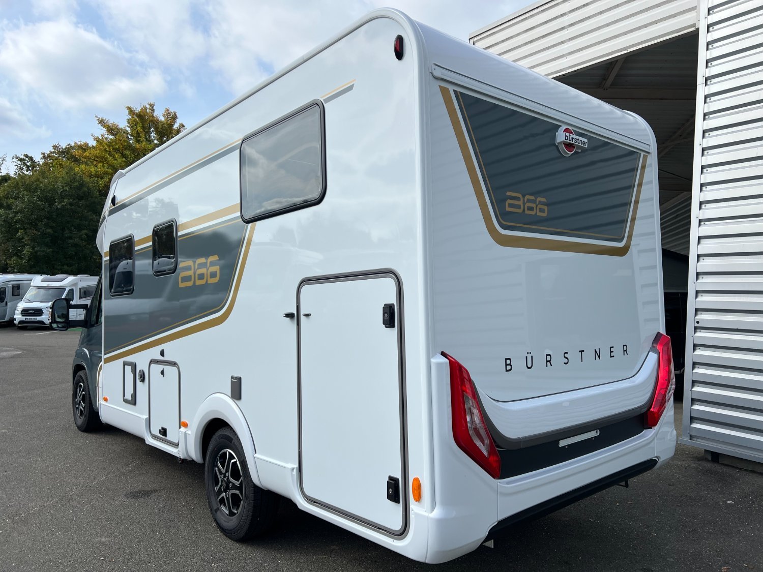Burstner Lyseo Td 690 B66 NOUVEAUTE 2026 - Boite auto - Prix - Equipement  au top 