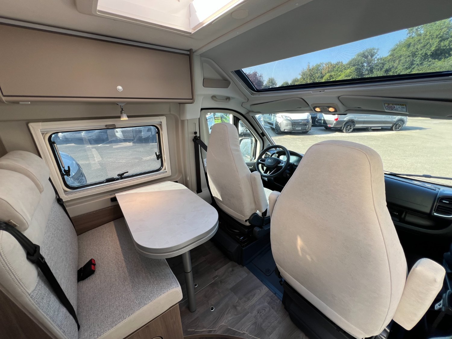 Carado CV 600 Pro + 