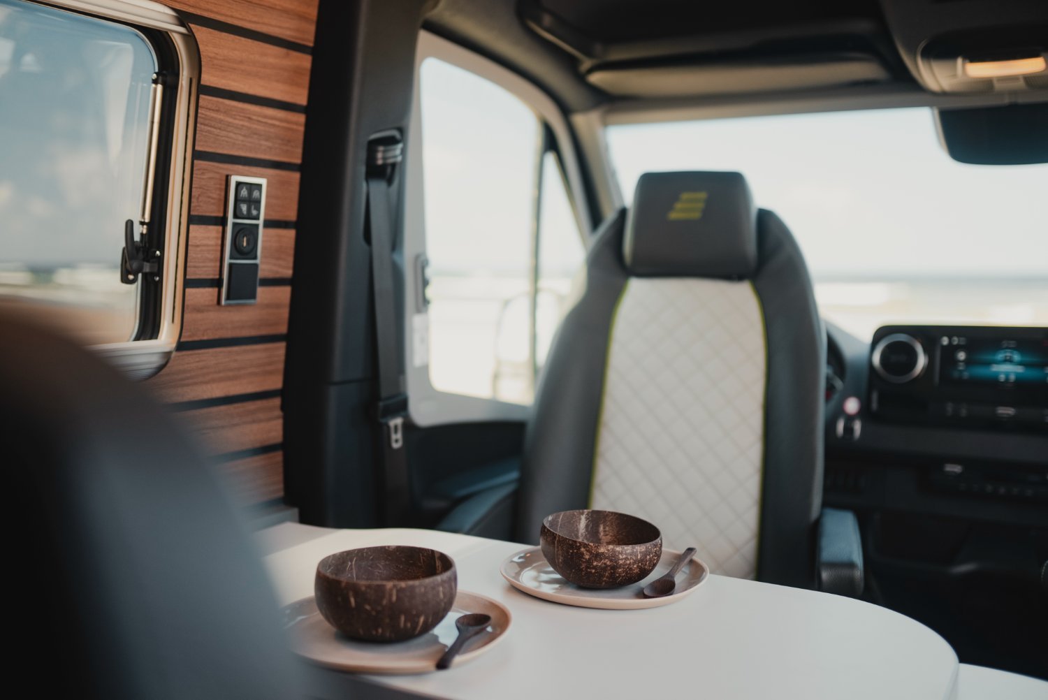 Hymer Camper Vans / Hymercar Grand Canyon S Crossover 