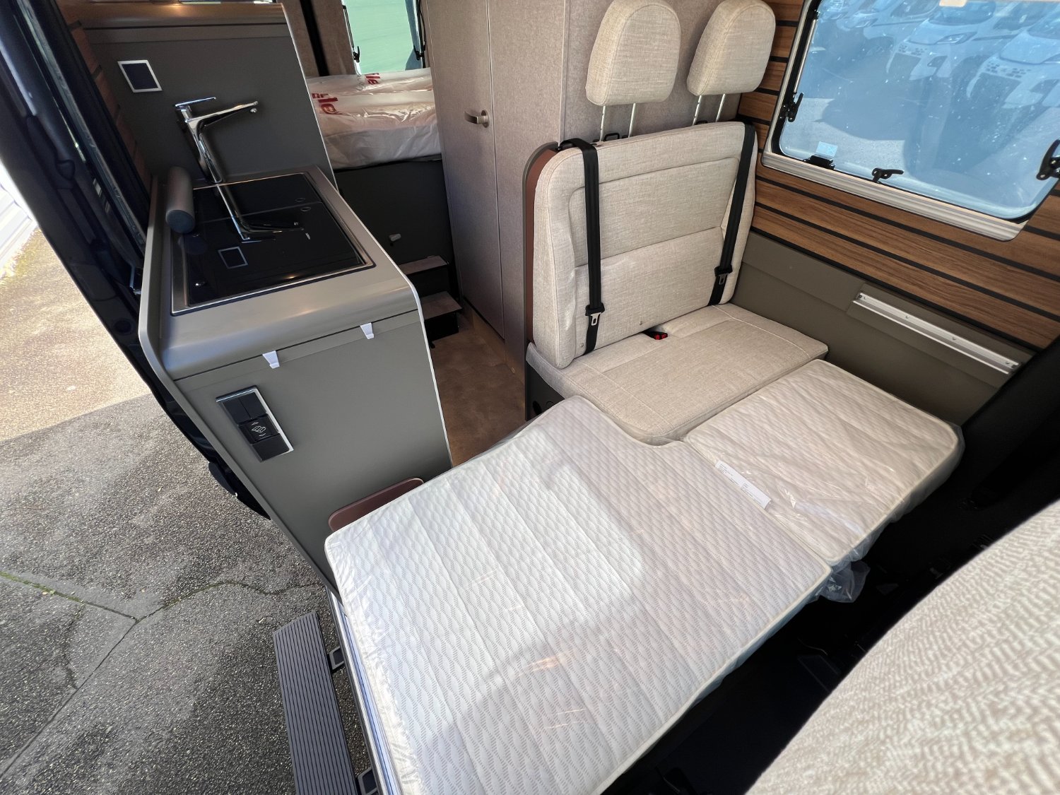 Hymer Camper Vans / Hymercar Grand Canyon S Crossover 3T5