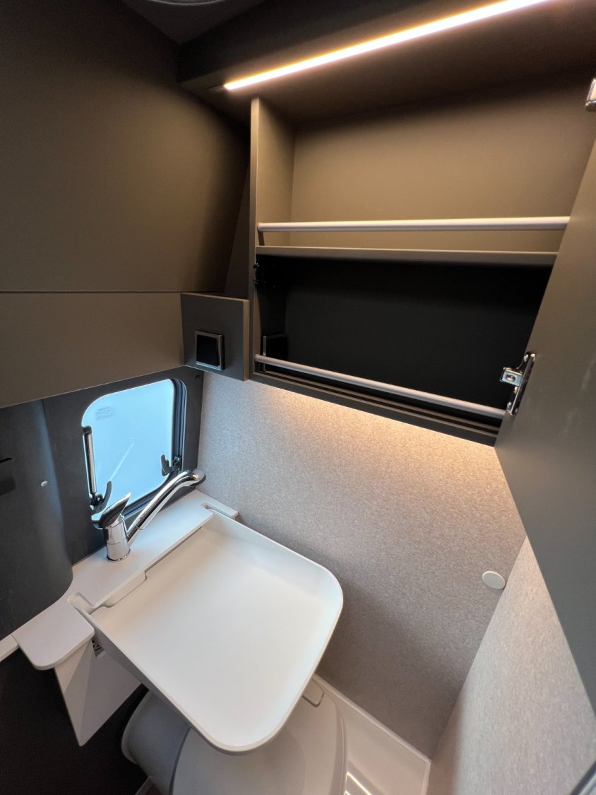 Hymer Camper Vans / Hymercar Grand Canyon S Crossover 3T5