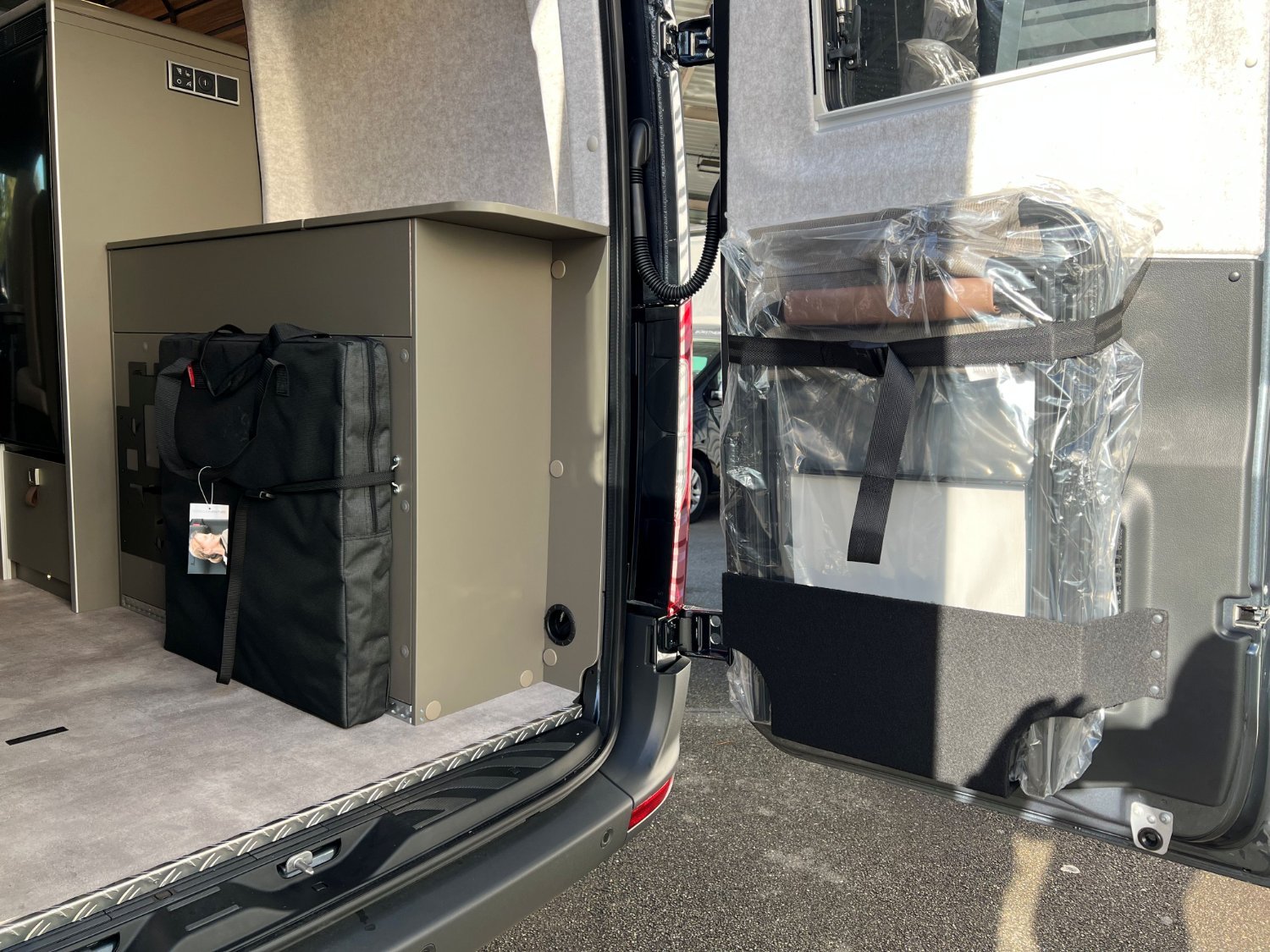 Hymer Camper Vans / Hymercar Grand Canyon S Crossover 3T5