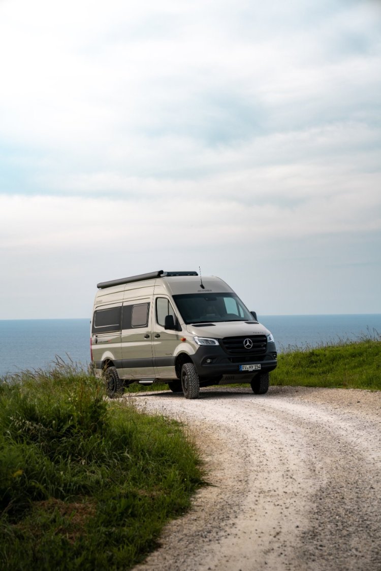 Hymer Camper Vans / Hymercar Grand Canyon S 