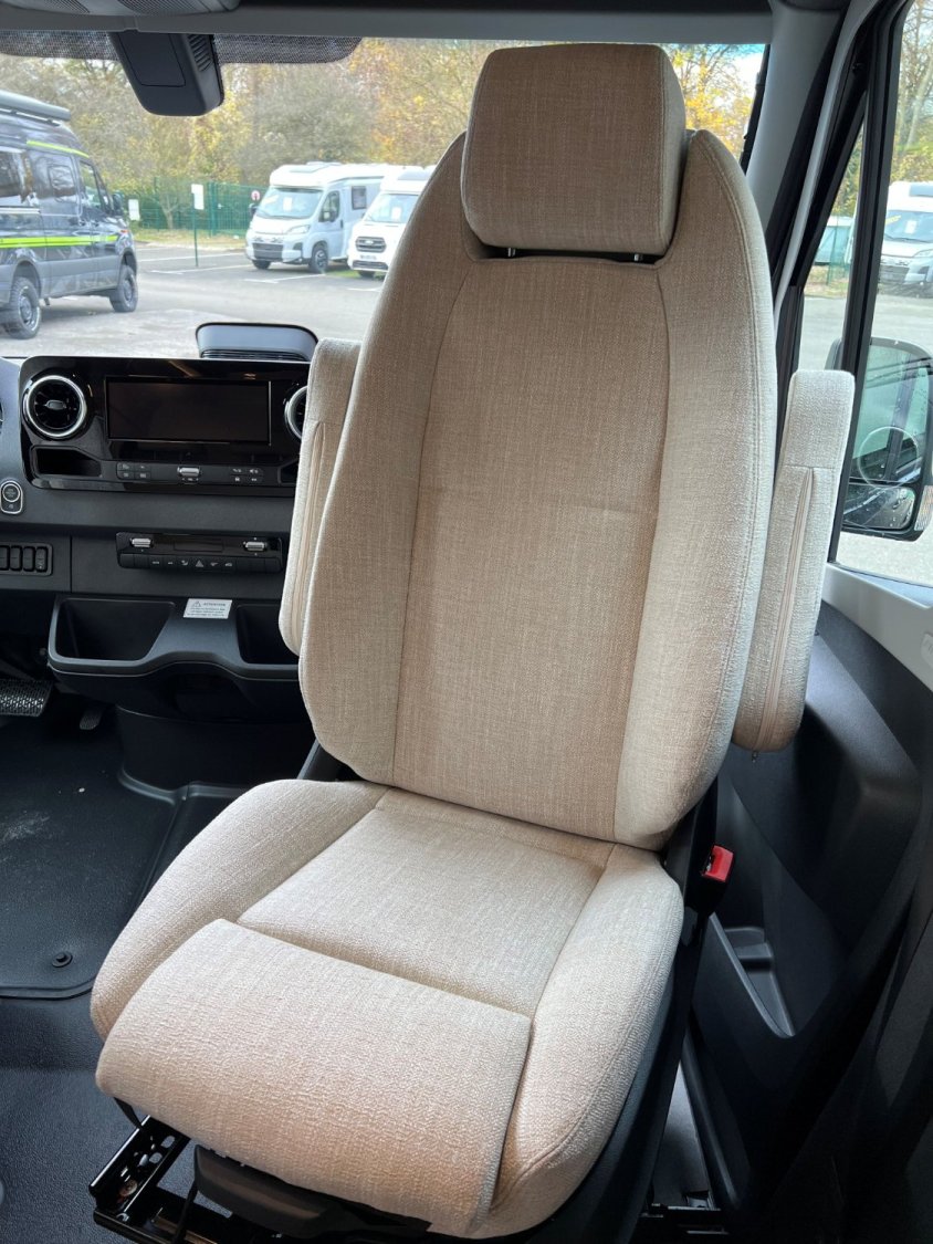 Hymer Camper Vans / Hymercar Grand Canyon S