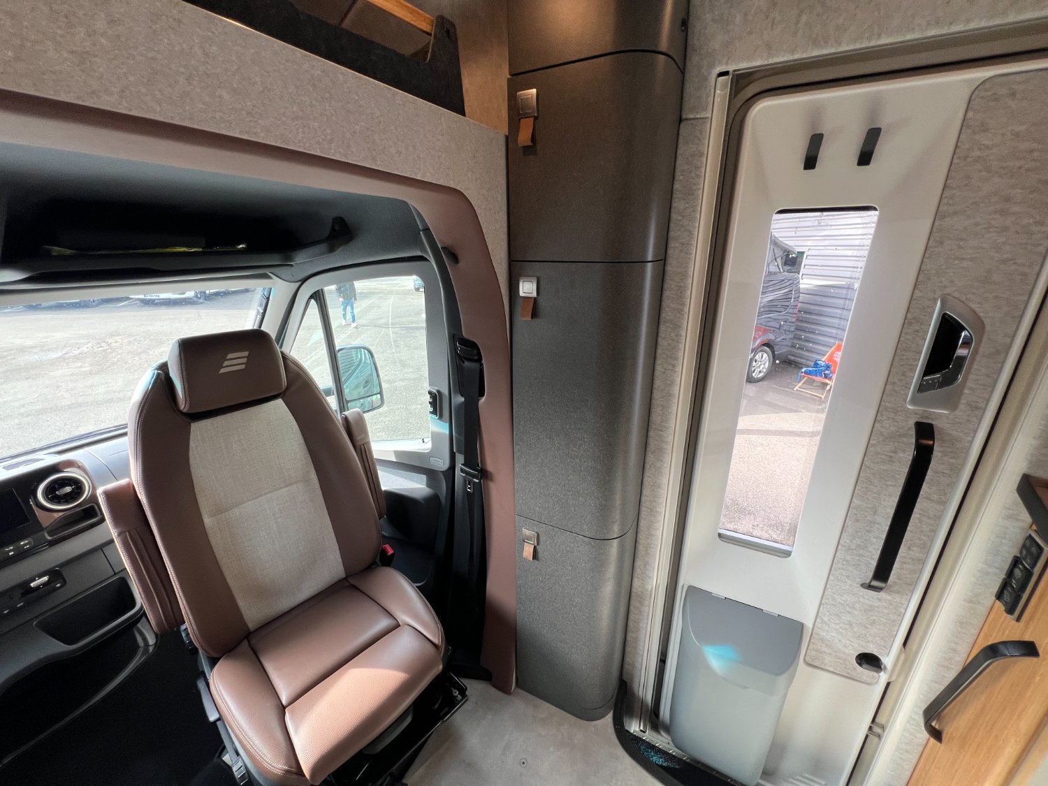 Hymer Venture S