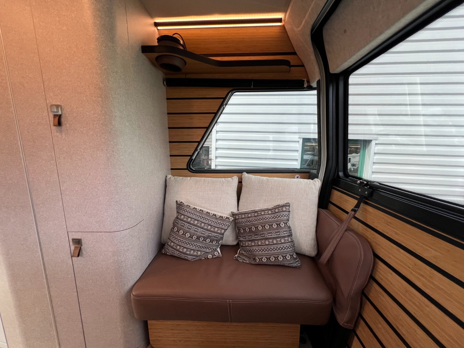Hymer Venture S