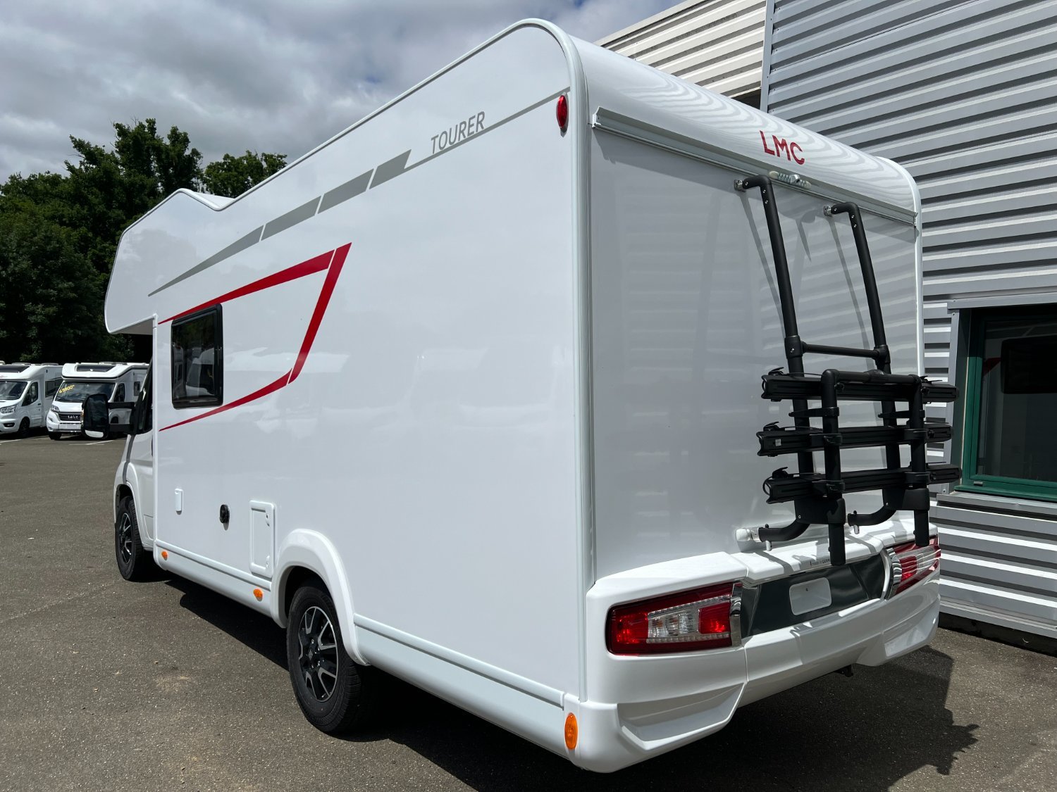 LMC Tourer A 690 