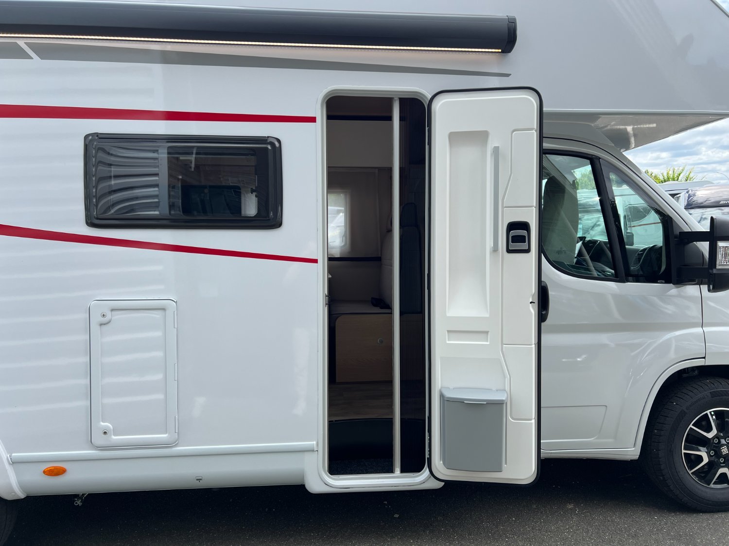 LMC Tourer A 690 