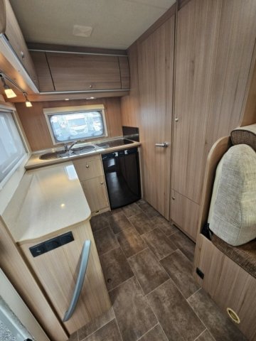 Burstner Ixeo Time IT 585 - Photo 8