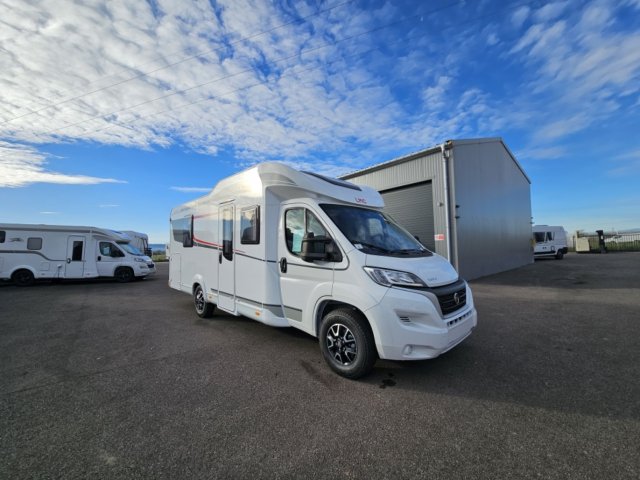 LMC Tourer Lift H 720 - Photo 1