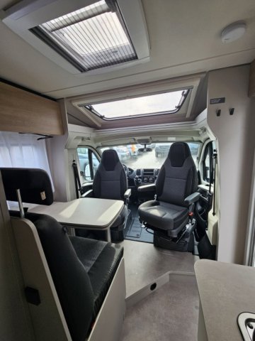 LMC Tracer V670 - Photo 10