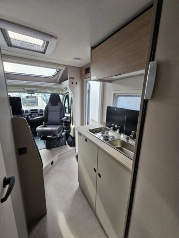 LMC Tracer V670 - Photo 18