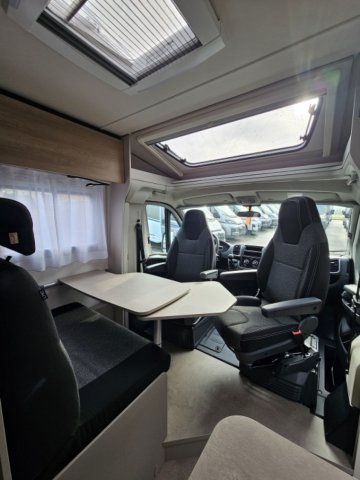 LMC Tracer V670 - Photo 20