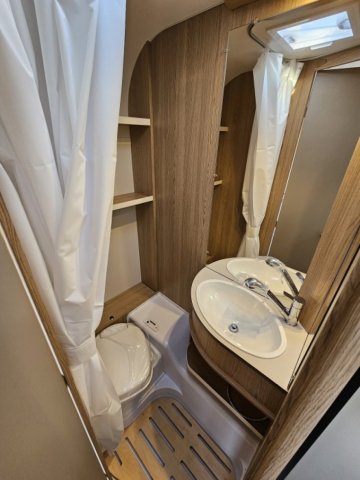 LMC Sassino 430 D - Photo 6