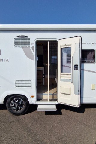 Bavaria T 696 D - Photo 3