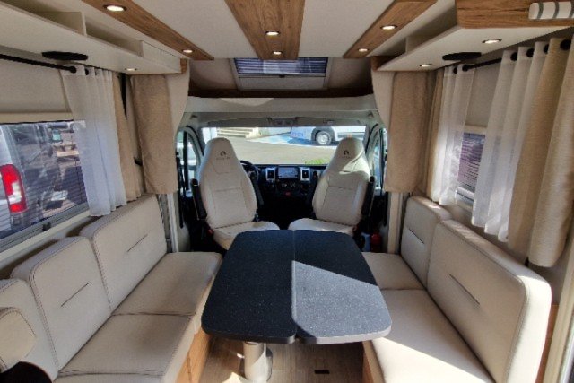 Bavaria T 696 D - Photo 9