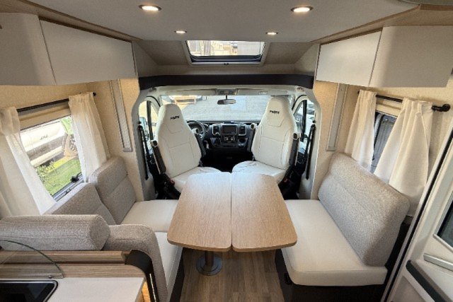 Pilote P 720 FC Evidence - Photo 4