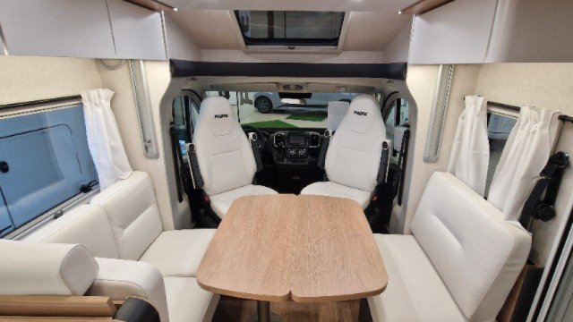 Pilote P 740 FC Evidence - Photo 2