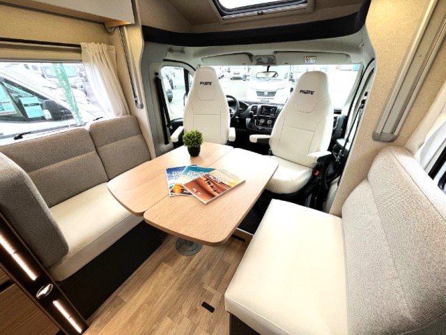 Pilote P 740 FC Evidence - Photo 10