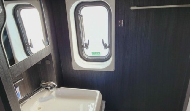 Benimar Benivan 144 - Photo 5