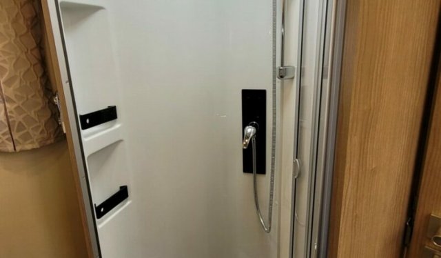 Carthago C-Tourer I 150 QB C Tourer - Photo 5