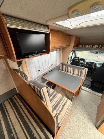 Bavaria T 6 MFD - Photo 6