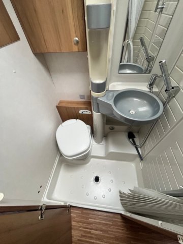 Burstner Nexxo Family A 645 - Photo 5