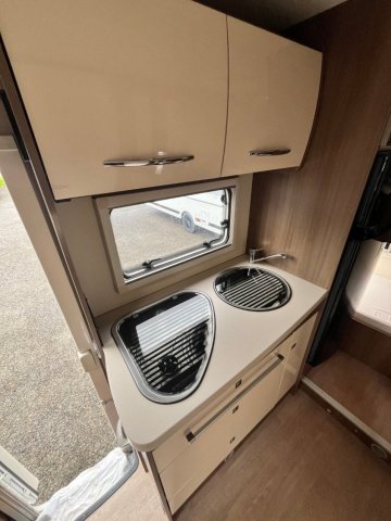 Chausson C636 - Photo 8